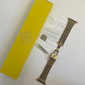 KENDRA SCOTT Gold Tone Apple Watch Link Band